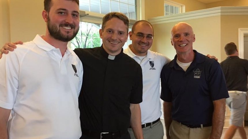 Fr John and seminarians 2018