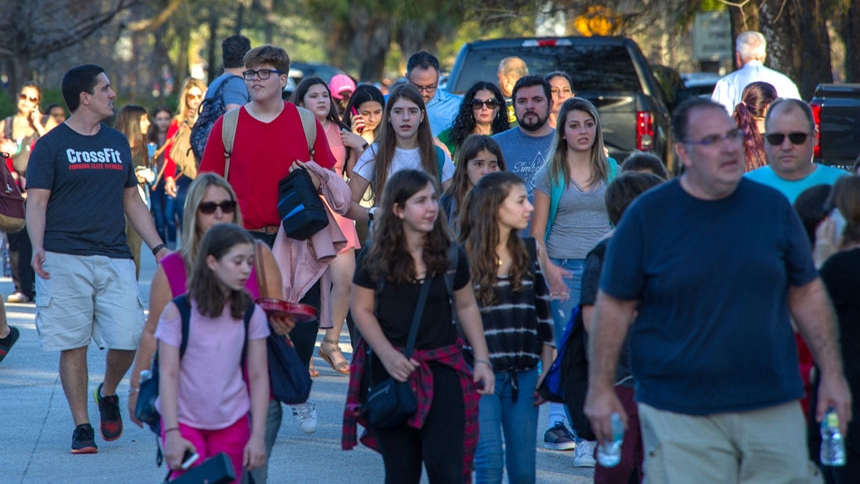 20180215t0832-14652-cns-florida-school-shooting.jpg