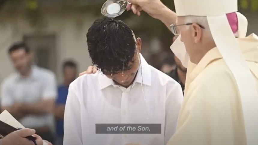 Bishop Boyea baptizes Mexican farm workers 