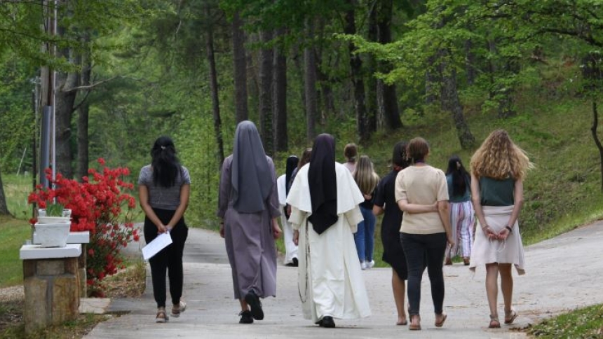 women discerning walk
