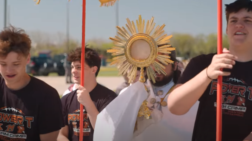 Eucharistic Procession Powers