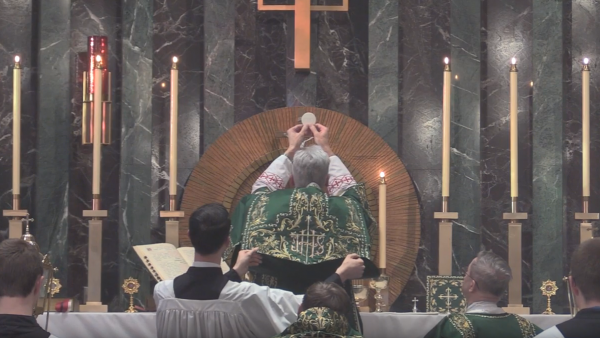 Traditional Latin Mass