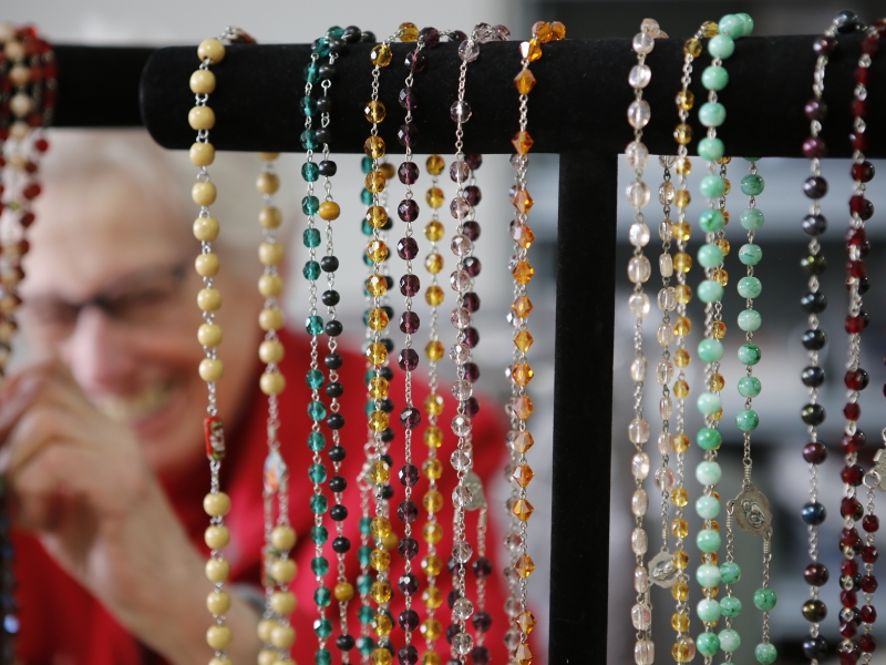 Hands of Mary Rosary Makers group, IHM